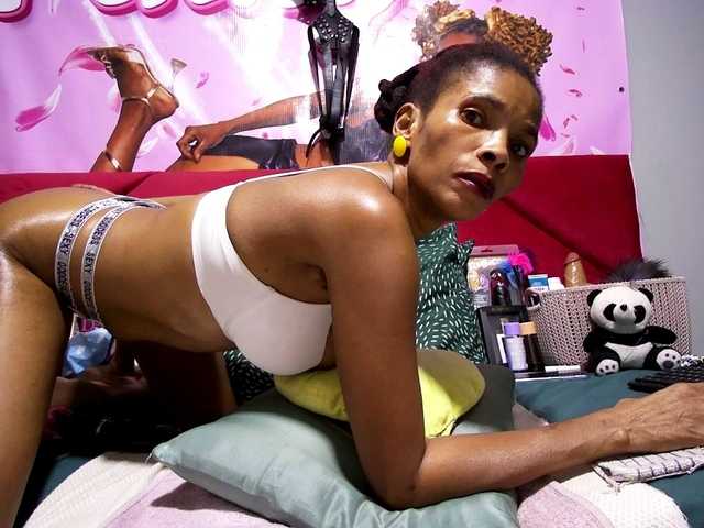 Ntombie's BongaCams show and profile