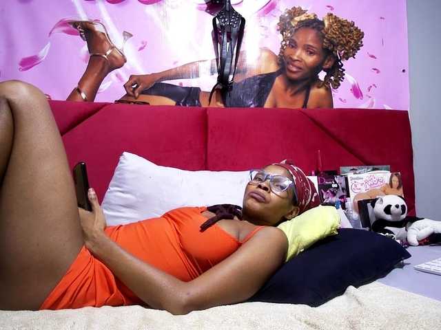 Ntombie's BongaCams show and profile