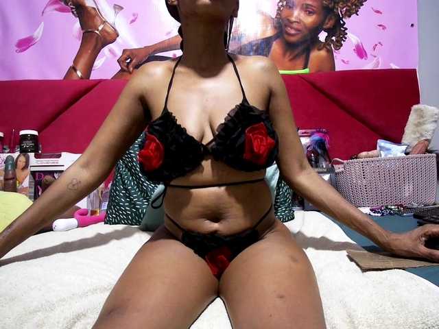 Ntombie's BongaCams show and profile