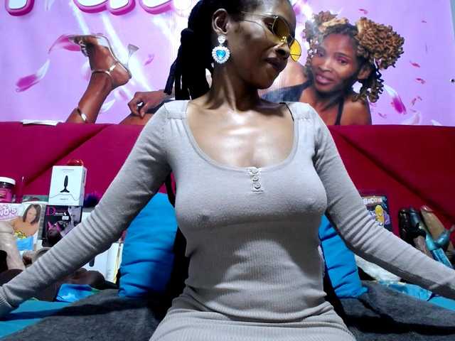 Ntombie from BongaCams