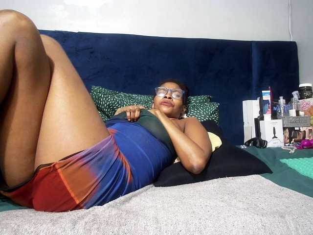 Ntombie's BongaCams show and profile