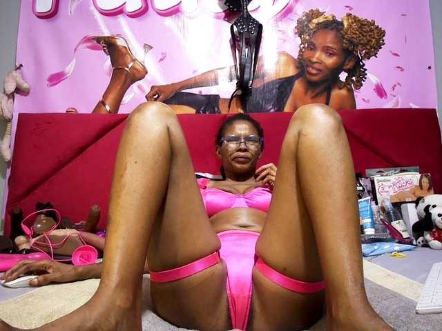 Ntombie from BongaCams is Freechat