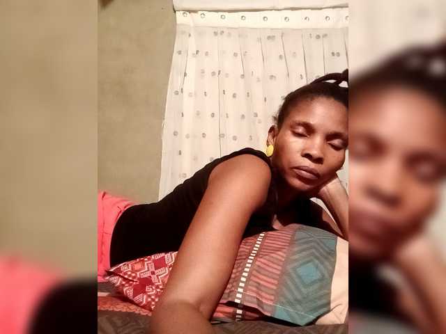 Ntombie's BongaCams show and profile