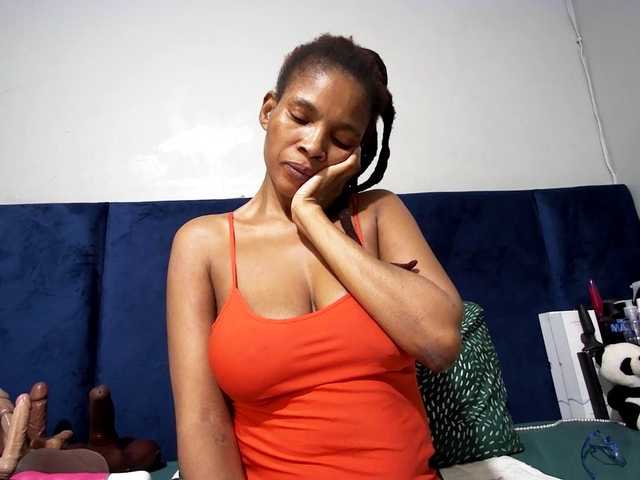 Ntombie's BongaCams show and profile