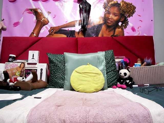 Ntombie's BongaCams show and profile