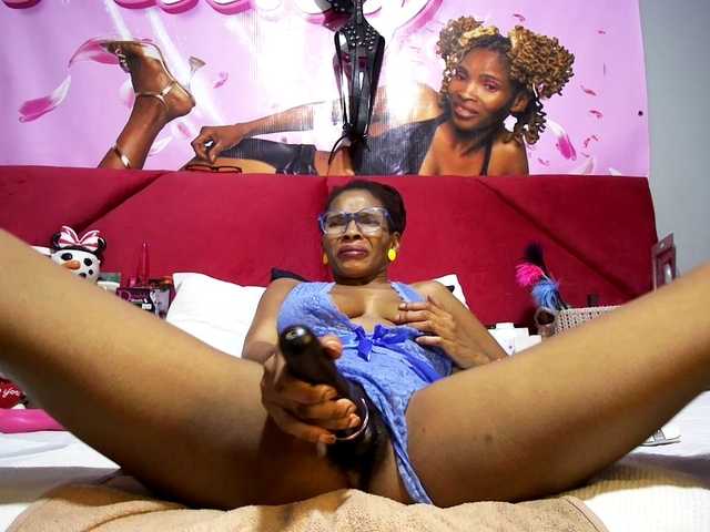 Ntombie's BongaCams show and profile