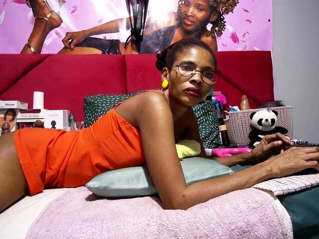 Ntombie's BongaCams show and profile