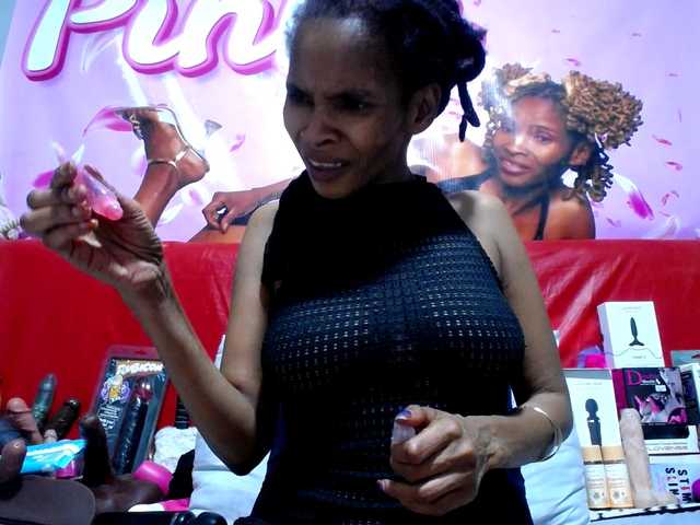 The captivating Ntombie wants you to fuck her figure now! Ntombie from BongaCams