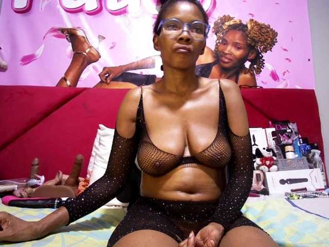 Ntombie's BongaCams show and profile