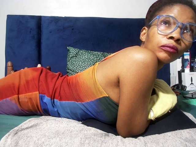 Ntombie's BongaCams show and profile