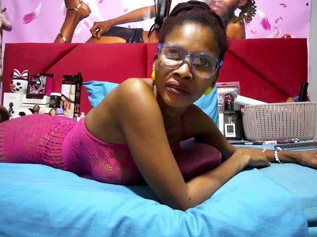 Ntombie's BongaCams show and profile