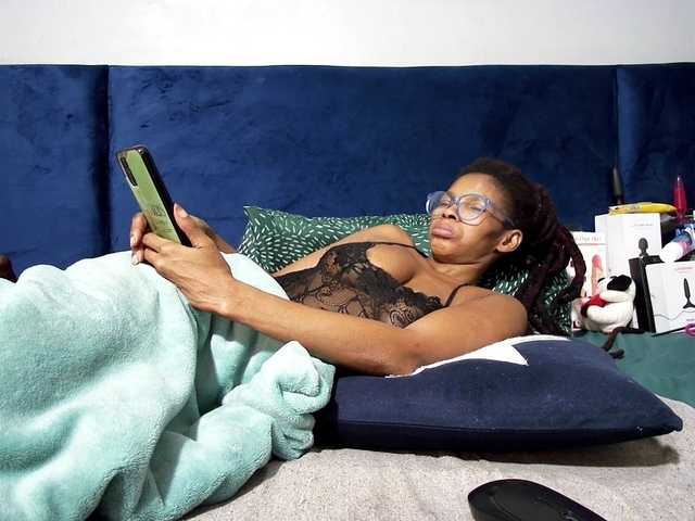 Ntombie's BongaCams show and profile