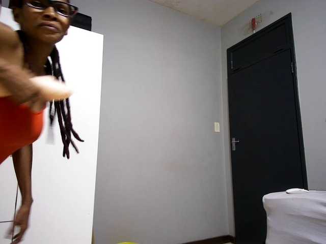 Ntombie's BongaCams show and profile