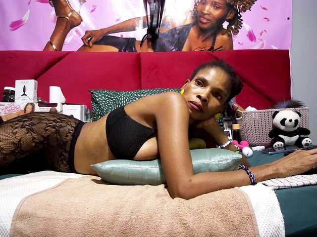 Ntombie's BongaCams show and profile