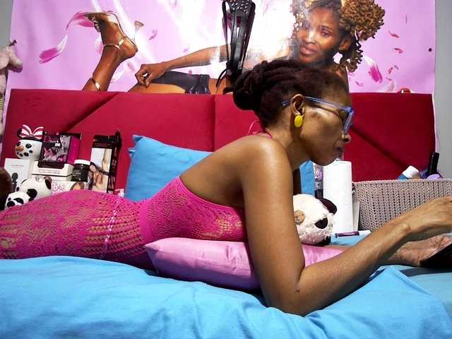 Ntombie's BongaCams show and profile