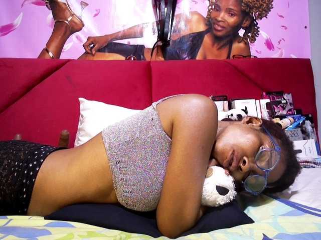 Ntombie's BongaCams show and profile