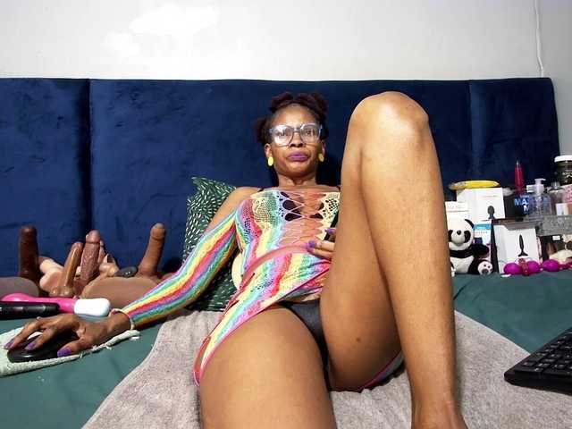 Ntombie's BongaCams show and profile