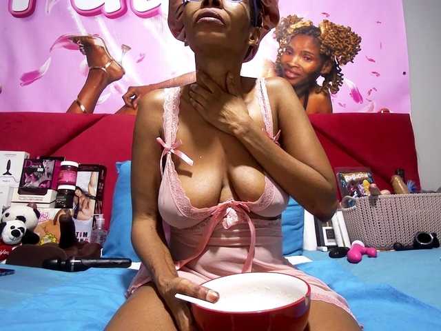 Ntombie's BongaCams show and profile