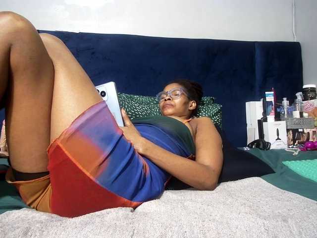 Ntombie's BongaCams show and profile