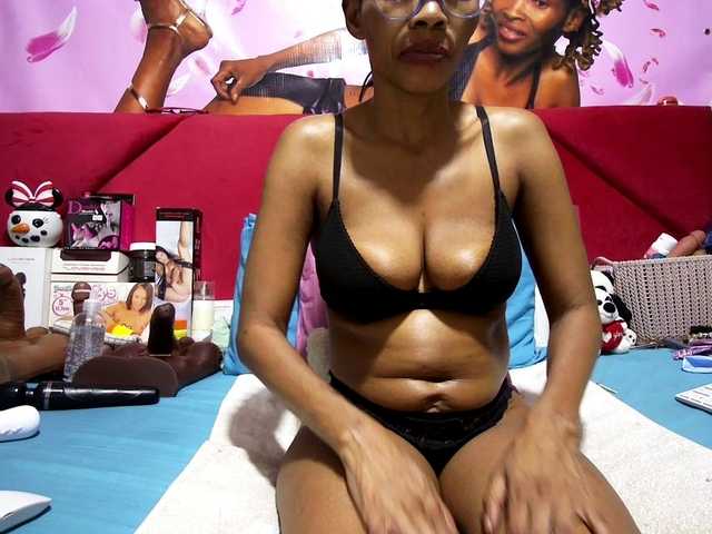 Ntombie's BongaCams show and profile