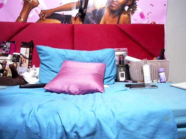 Ntombie's BongaCams show and profile