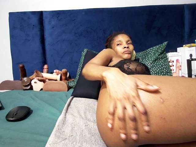 Ntombie's BongaCams show and profile