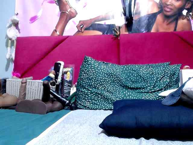 Ntombie Live Webcam on BongaCams