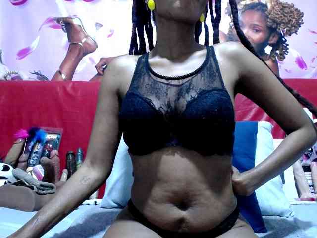 Ntombie Live Webcam on BongaCams