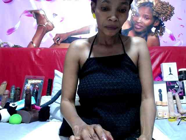 Ntombie Live Webcam on BongaCams