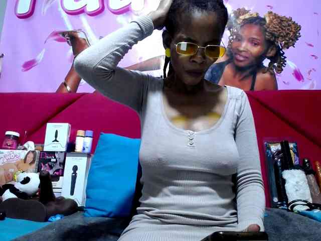 Ntombie Live Webcam on BongaCams