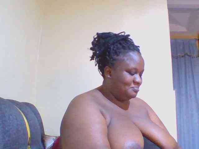 Trapqueen1 Live Webcam on BongaCams