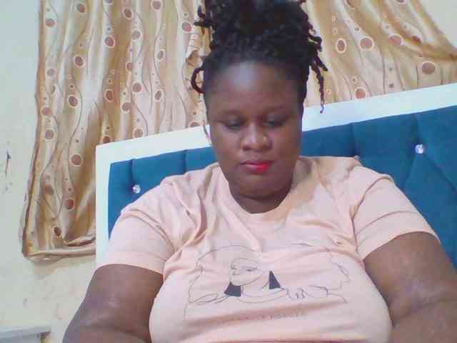 Trapqueen1 webcam