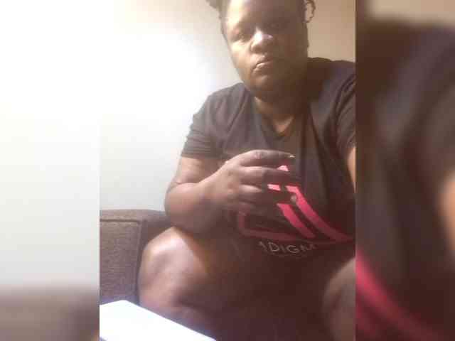 Trapqueen1 webcam