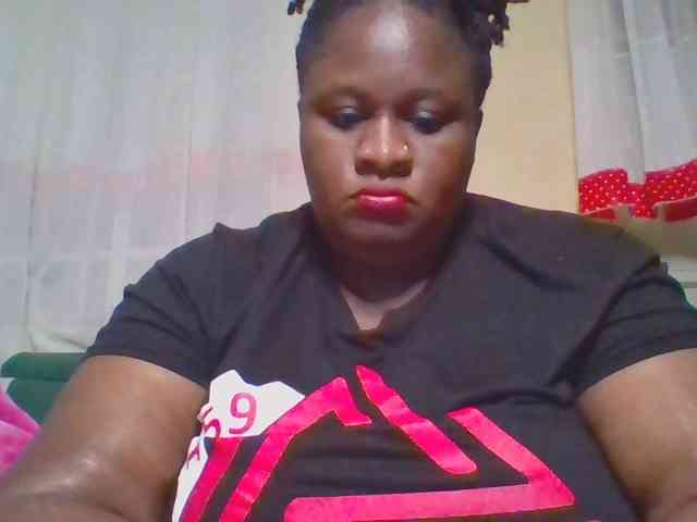 Trapqueen1 webcam