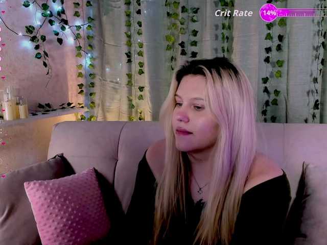 Malisha-kiss's BongaCams show and profile