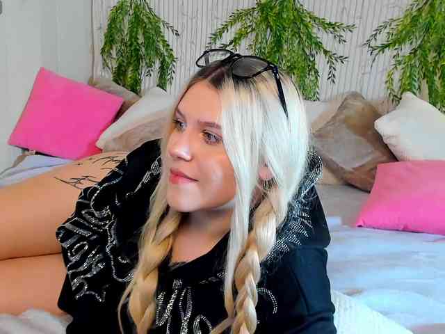 Malisha-kiss webcam