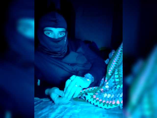 Femeli2045 room chat