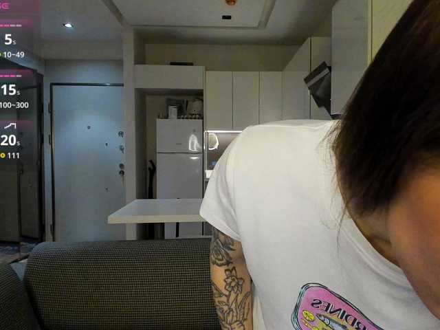 LisaDaniels's BongaCams show and profile