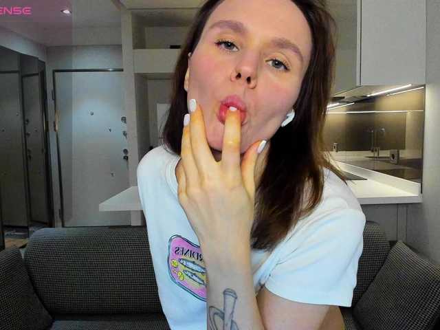 LisaDaniels's BongaCams show and profile