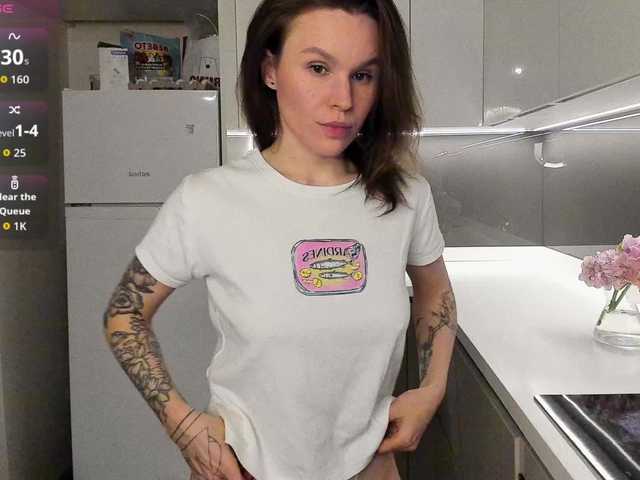 LisaDaniels's BongaCams show and profile