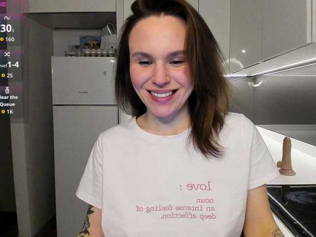 LisaDaniels's BongaCams show and profile