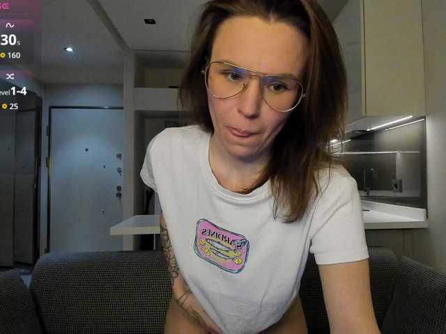 LisaDaniels's BongaCams show and profile