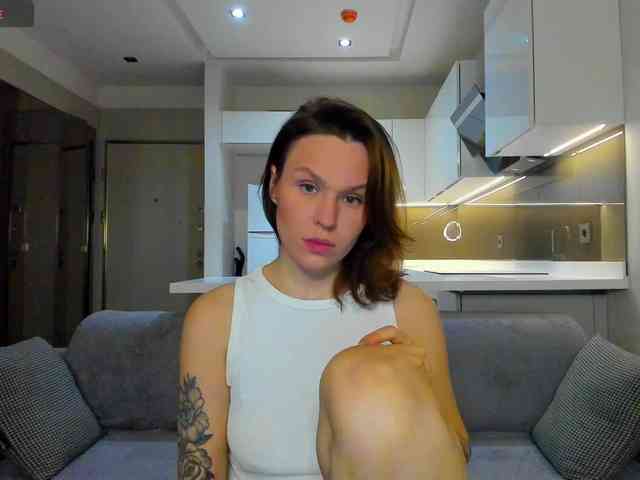 LisaDaniels webcam