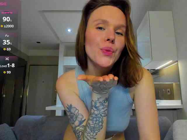 LisaDaniels webcam