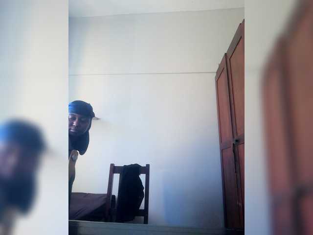 Nuna12's BongaCams show and profile