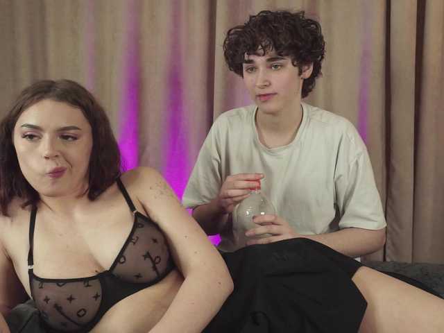  couplesilkk chat room