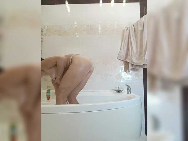 -HOTSTUFF-'s BongaCams show and profile