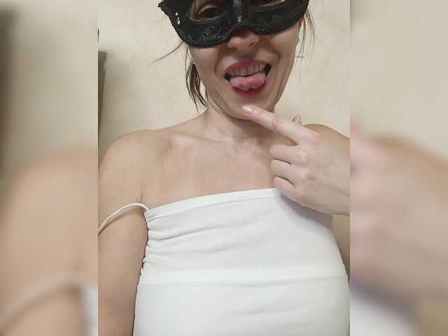 -HOTSTUFF-'s BongaCams show and profile