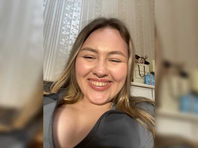 SunshineEmma's BongaCams show and profile