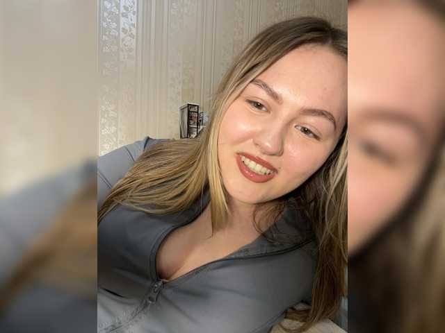 SunshineEmma's BongaCams show and profile